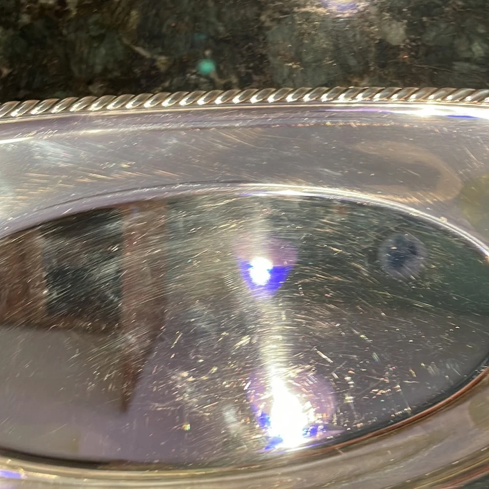 Vintage WM Rogers Silverplate oval bread serving Tray